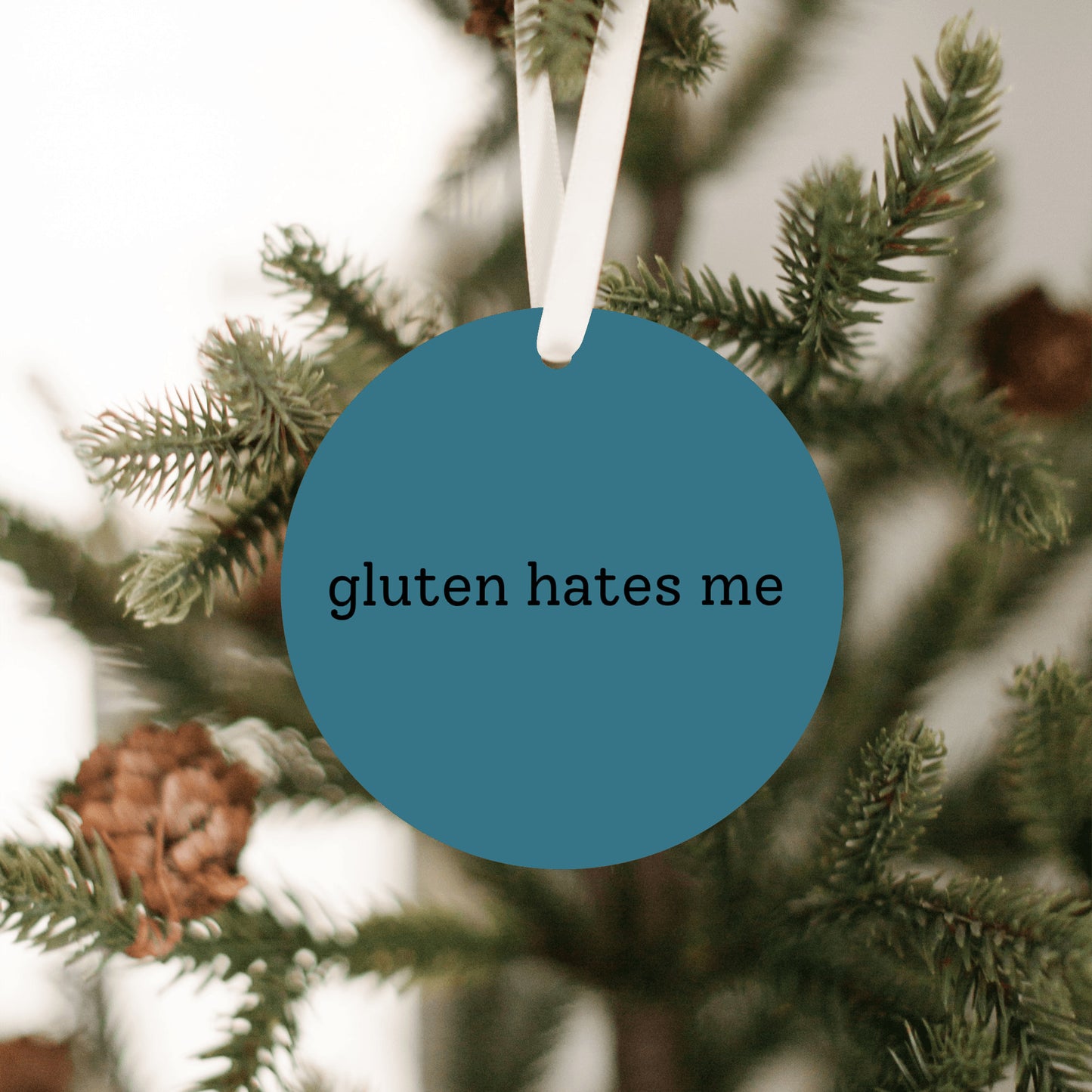 Gluten Hates Me Christmas Ornament • Funny Food Allergy Ornament • Celiac Humor Gift • Gluten Free Ornament • Holiday Tree Decor • Gag Gift Ornament